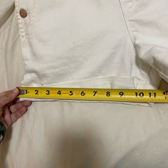 Old navy white shorts overalls shorteralls - Picture 5 of 6